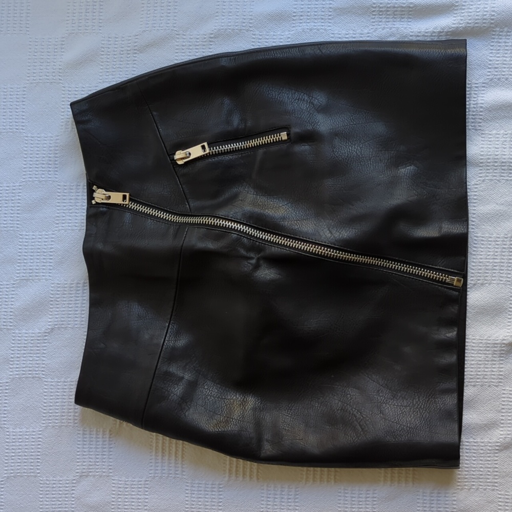 Stradivarius faux leather mini skirt